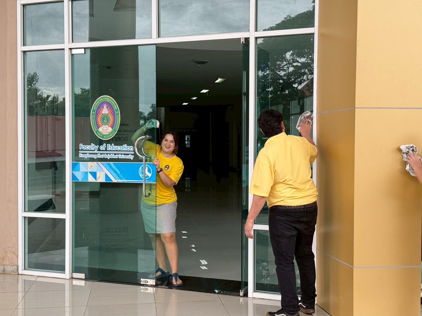 44. กิจกรรมจิตอาสาบำเพ็ญสาธารณะประโยชน์ Big Cleaning Day